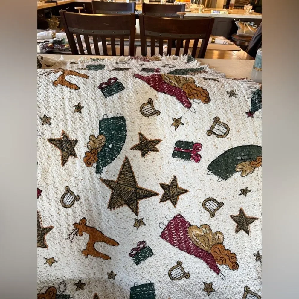 Vintage Crown Crafts Christmas cotton throw blanket